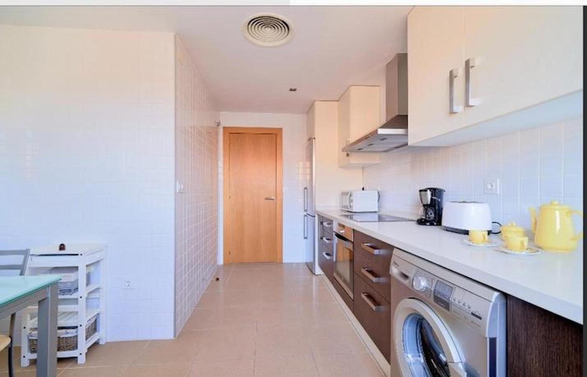 Holidays2Malaga Heroe De Sostoa Con Piscina Junto Estacion Ave Y Playa Exteriör bild
